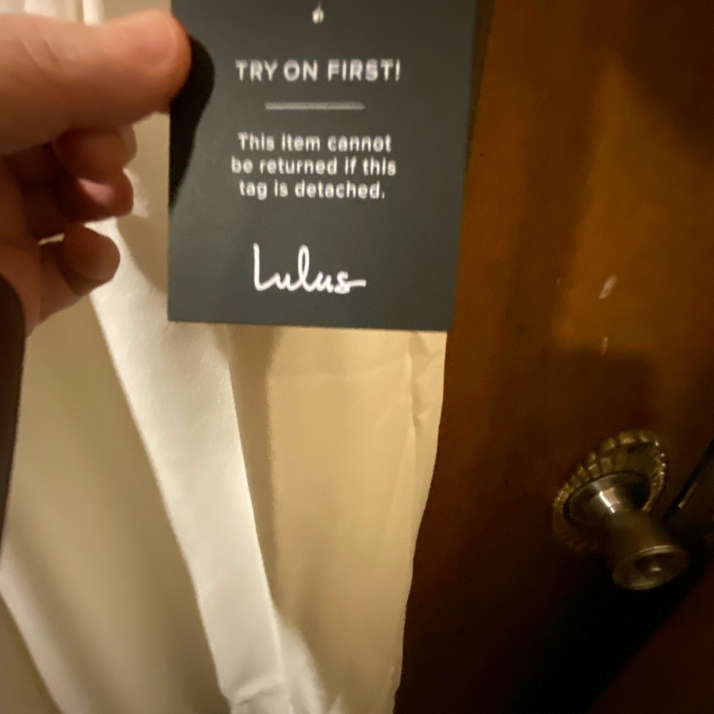 Lulu's White Spaghetti Strap Sundress NWT - Picture 2 of 8